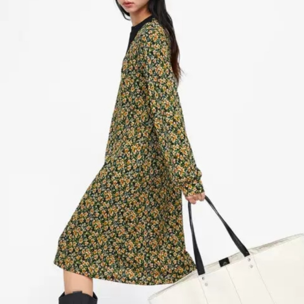 Zara Floral Midi with Knitted Sweater Neckline - Picture 4 of 8